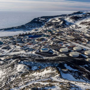 U.S. Science Cuts in Antarctica May Embolden China and Russia