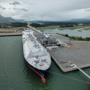 Canada Shipping Natural Gas to Asia as It Looks Beyond the US for Trade